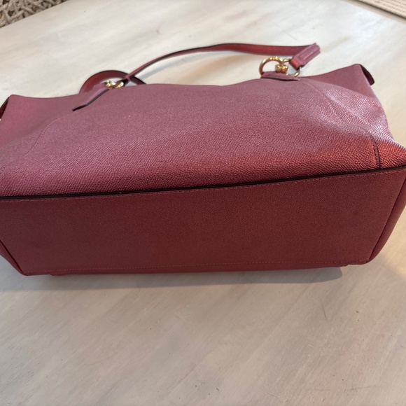 Coach Pink Leather Tote with Gold Hardware - Picture 8 of 15